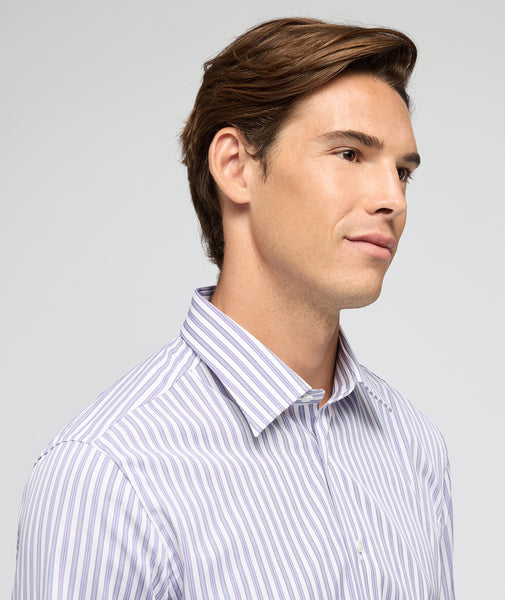 Chemise en coton à rayures bleu clair et violettes