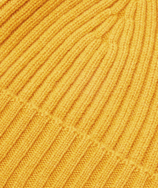 Bonnet en cachemire ocre